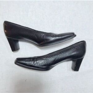 ✨ Stuart Weitzman Black Leather Block Heel Pumps, Size 10